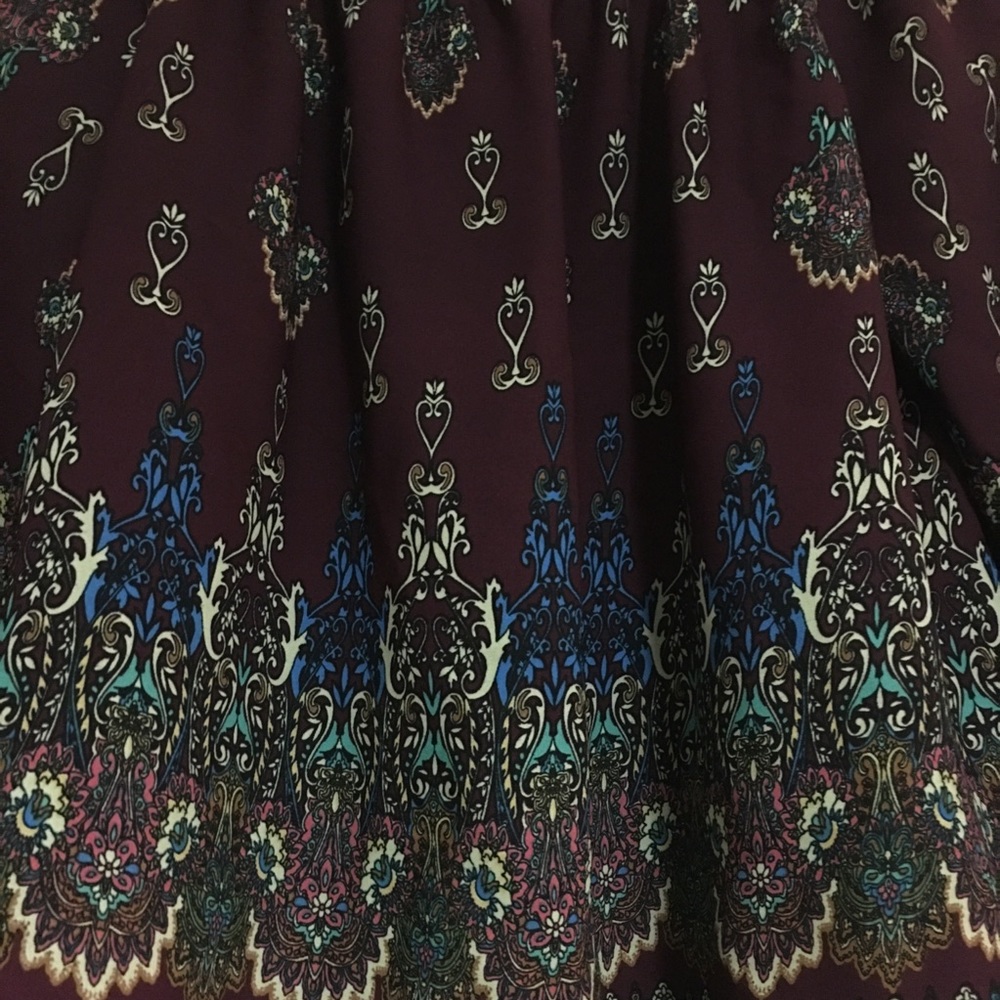 Maroon Top - Picture 2 of 2
